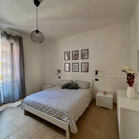 Casa de hóspedes La A Due Passi Dal Mare *